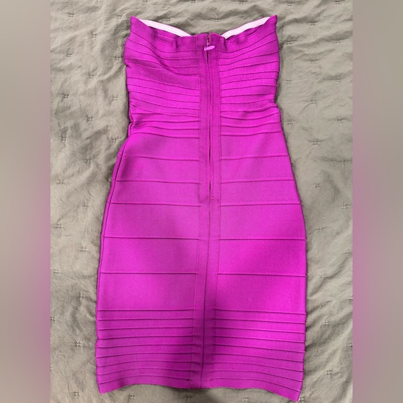 Herve Leger purple strapless bodycon dress - Picture 3 of 6